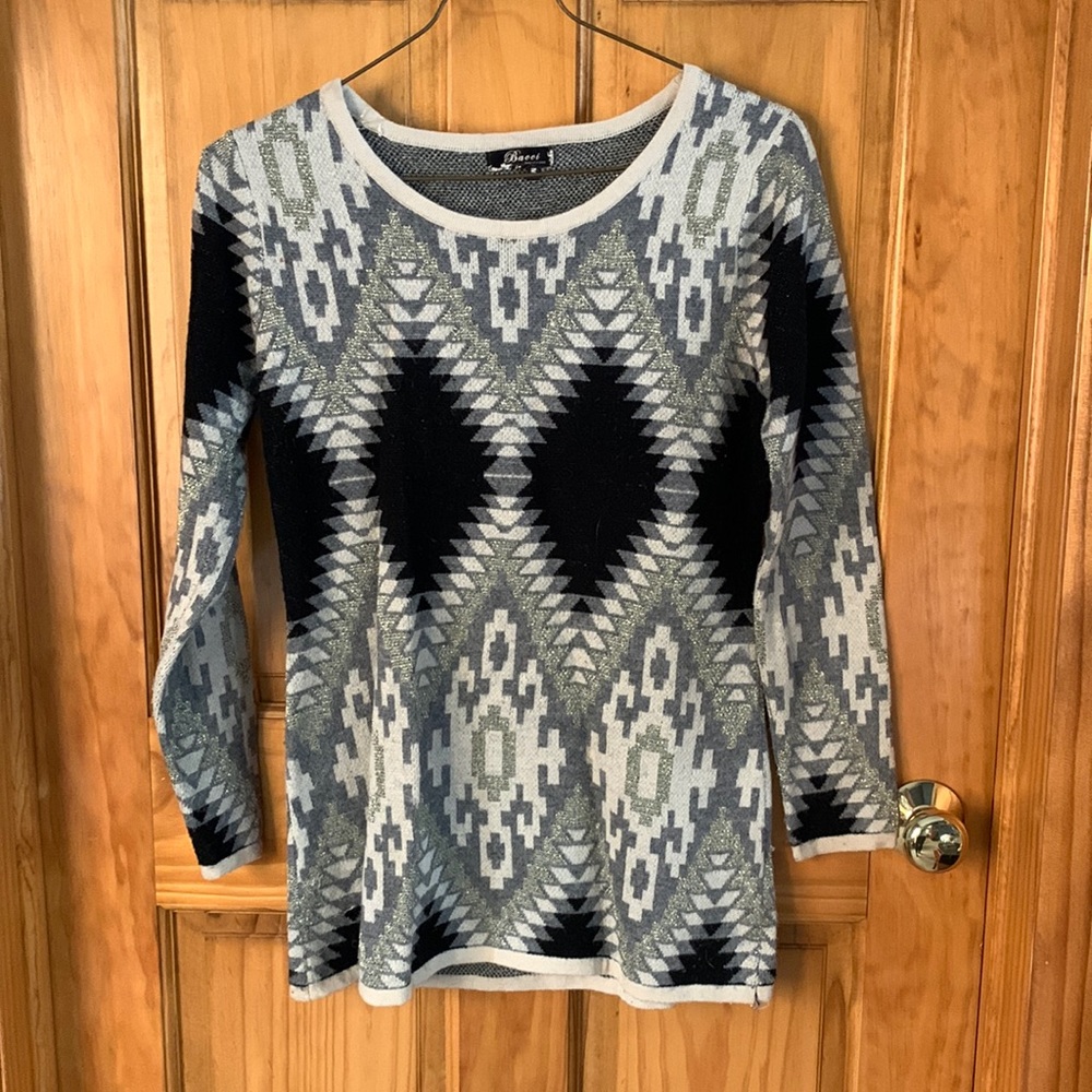 Patterned sweater